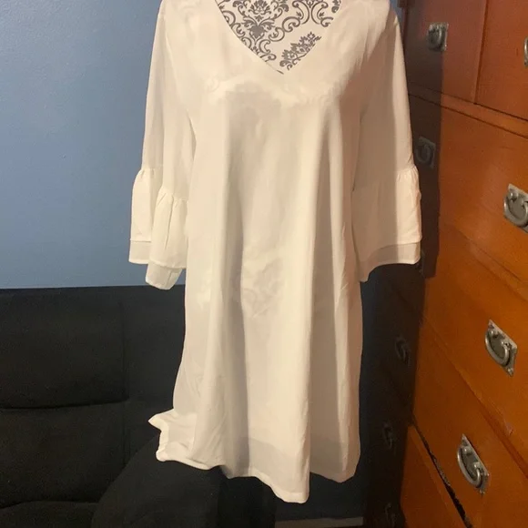 Beautiful Belongsci white dress extra large ❤️ - Picture 1 of 7